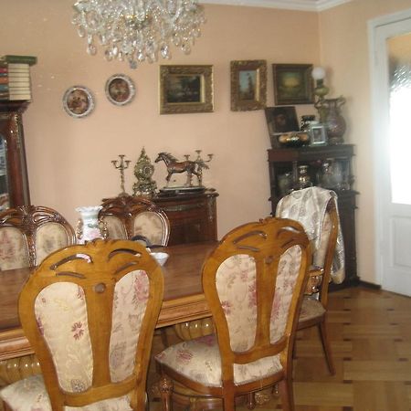 Metaxa Guesthouse バトゥーミ エクステリア 写真